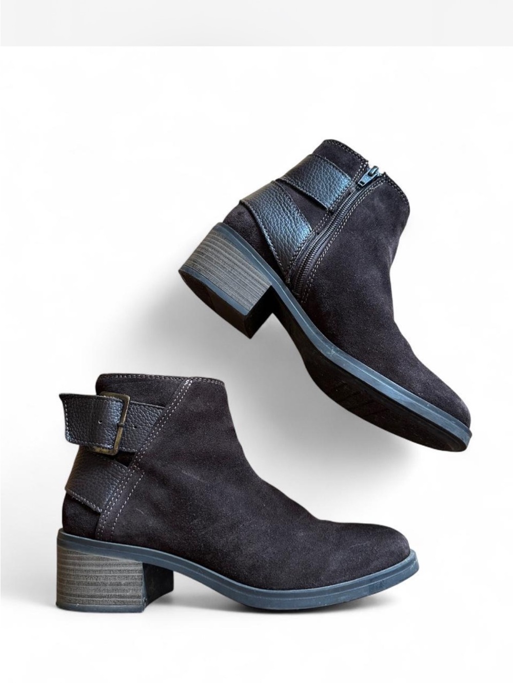 Clarks Suede Ankle Boot - Picture 2 of 7